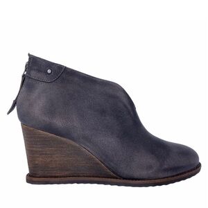 Trask Tenley Ankle Bootie Wedge Heel Leather Womens Size 36/6 Gray Brush-off New